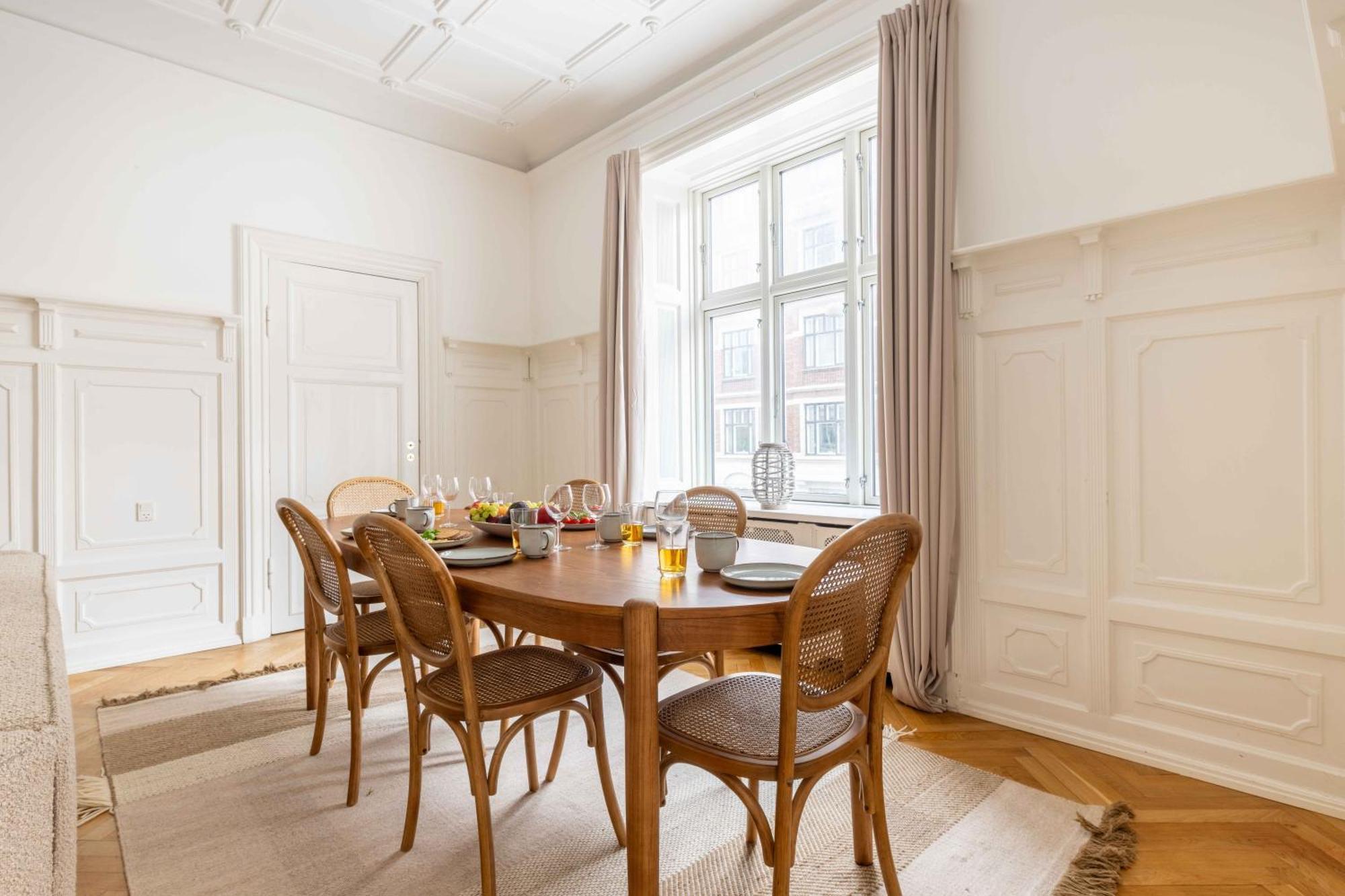 Large Apartment In Central Copenhagen By Tivoli Gardens Buitenkant foto