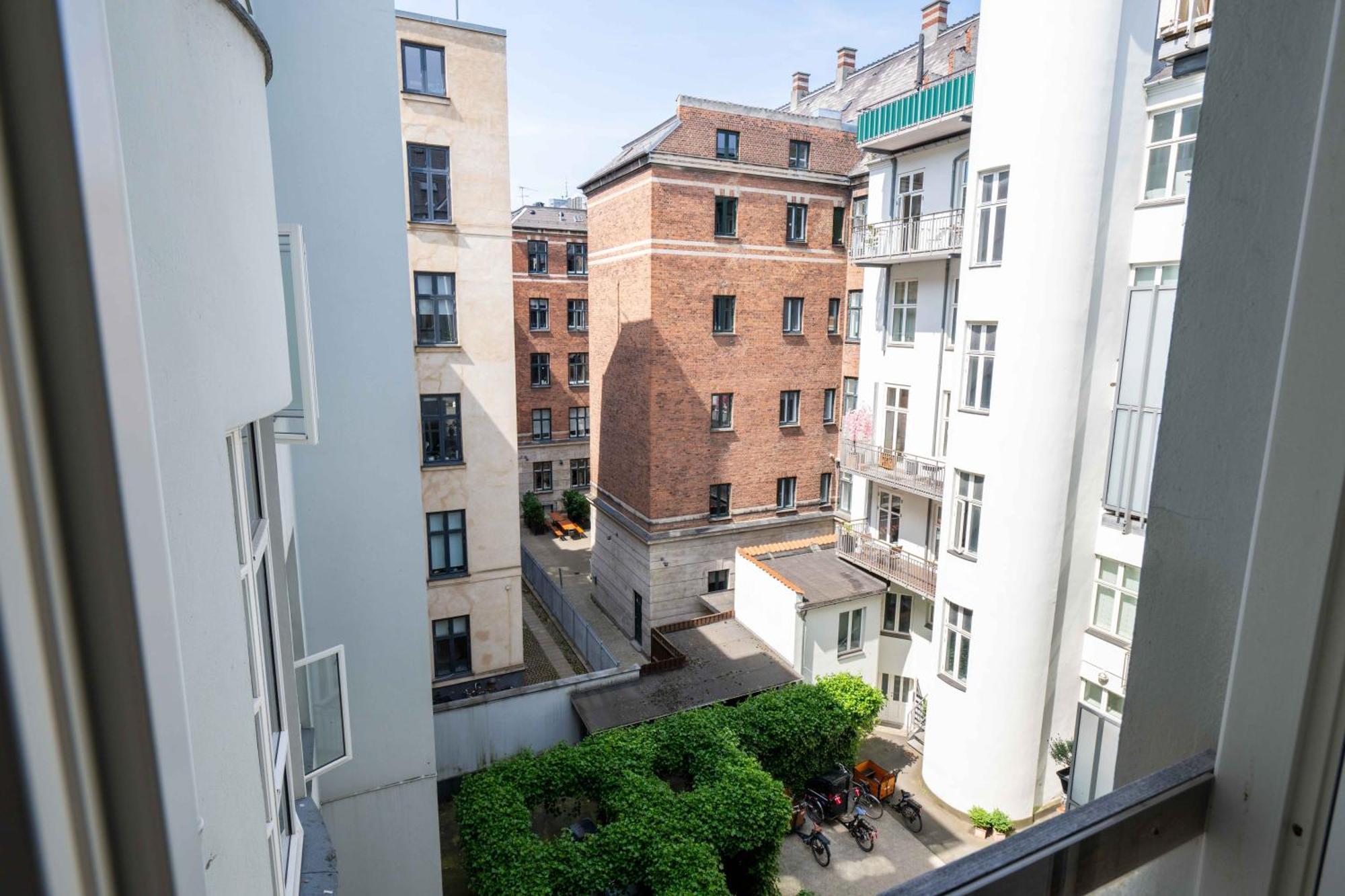 Large Apartment In Central Copenhagen By Tivoli Gardens Buitenkant foto