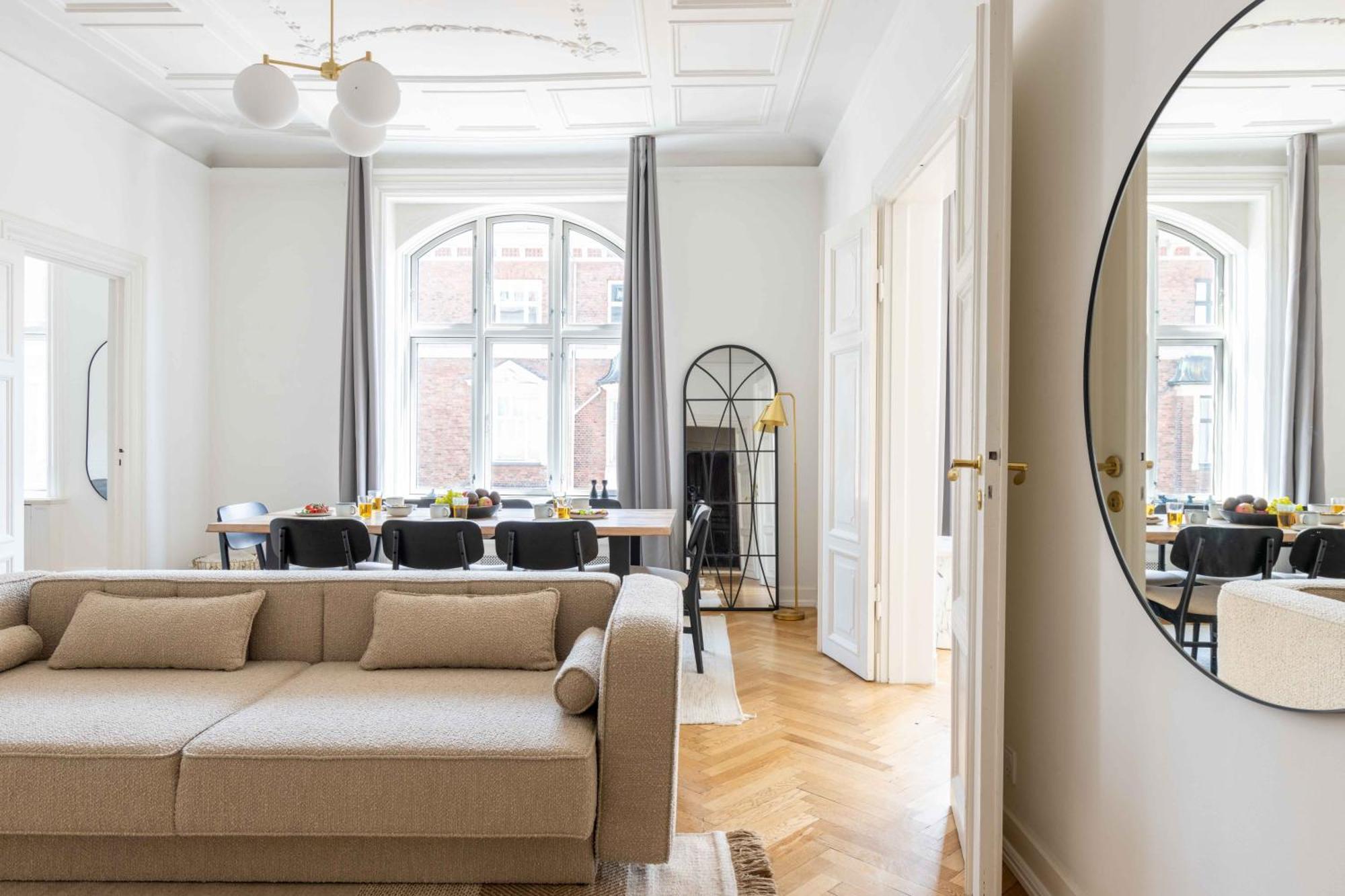 Large Apartment In Central Copenhagen By Tivoli Gardens Buitenkant foto