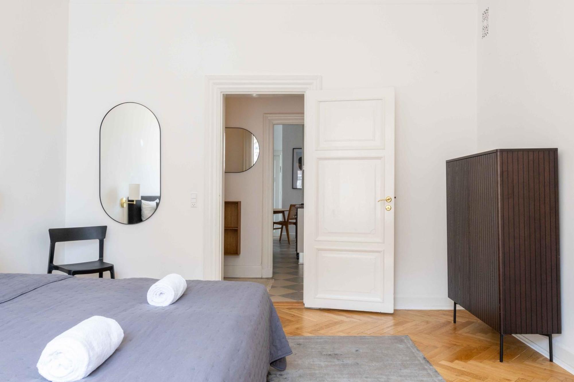 Large Apartment In Central Copenhagen By Tivoli Gardens Buitenkant foto