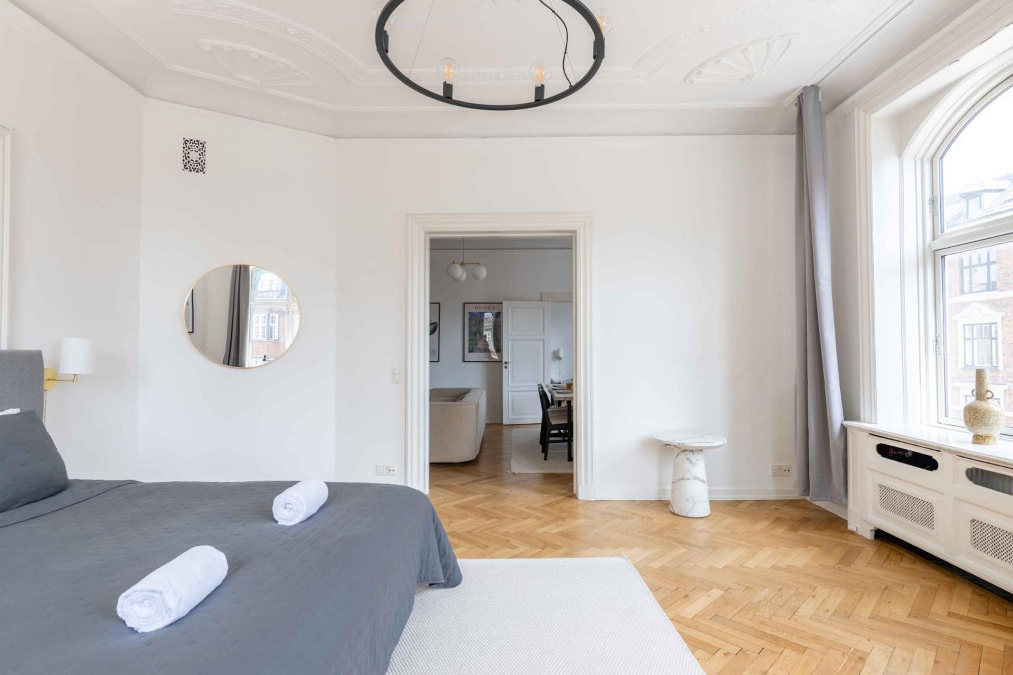 Large Apartment In Central Copenhagen By Tivoli Gardens Buitenkant foto